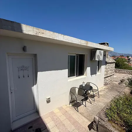 Apartment Bire